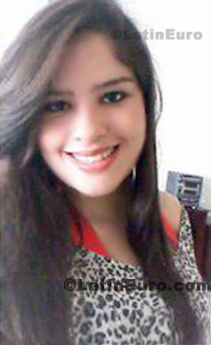 Date this hot Brazil girl Gilbene from Salvador B349