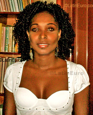 Date this voluptuous Brazil girl B361 from Salvador B361