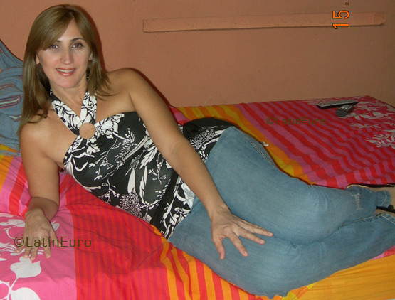 Date this voluptuous Brazil girl Lucineide from FORTALEZA BR6840