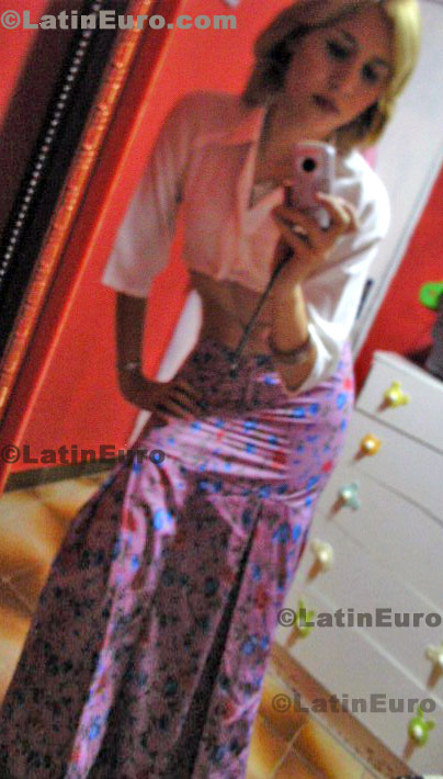 Date this hot Brazil girl Lidineya from Manaus B393