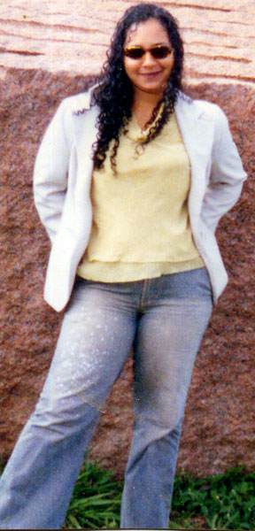 Date this cute Brazil girl Maria from BRASILIA B6067