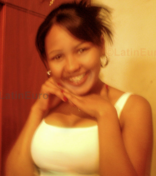 Date this tall Brazil girl Camila- from BARRINHA B740