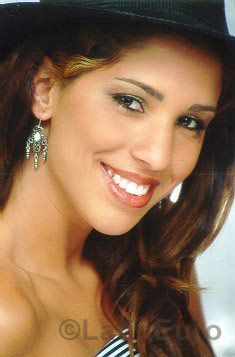 Date this gorgeous Brazil girl Patricia from Pocos de Caldas B748