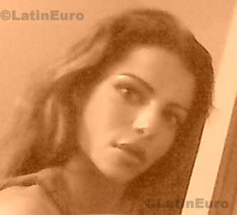 Date this cute Brazil girl Mariana from Belo Horizonte B76