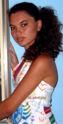 Date this fun Brazil girl Luzineide from PARNAIBA B8034