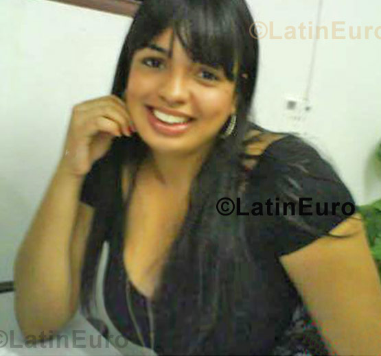 Date this hard body Brazil girl Bruna from Sorocaba B832