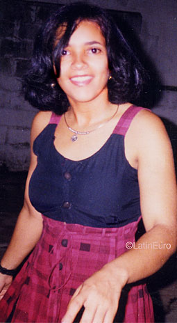 Date this fun Brazil girl Ronilda from SAO DOMINGOS DO ARAGUAIA B8429