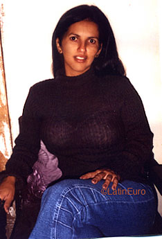 Date this sensual Brazil girl Marisa from GOIANIA B8544