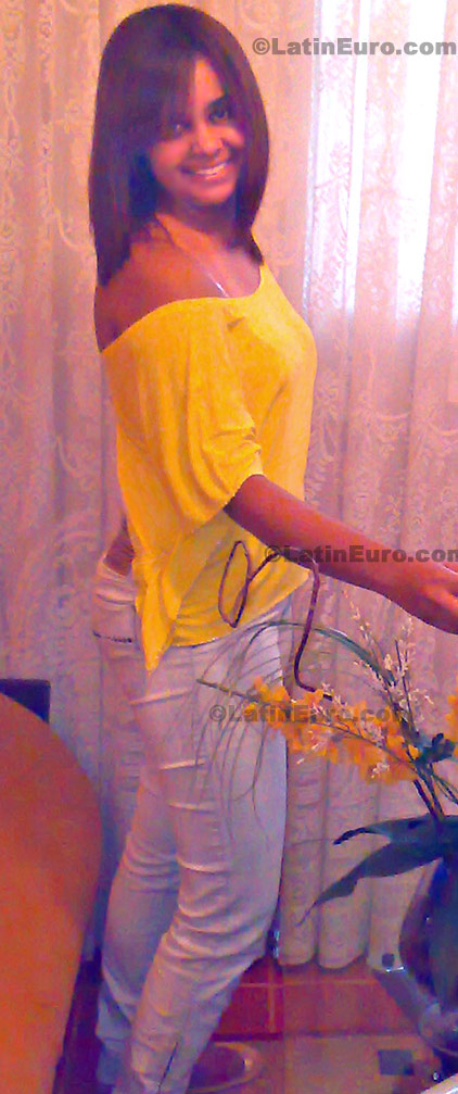 Date this gorgeous Brazil girl Keny- from  B90