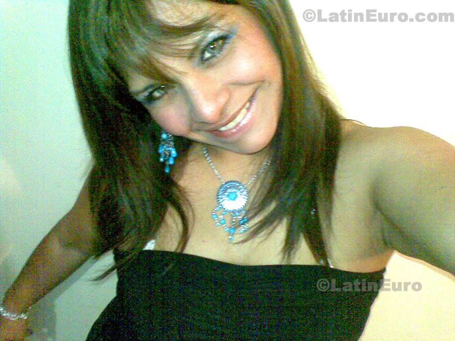 Date this fun Peru girl Vanessa from Lima N-1151