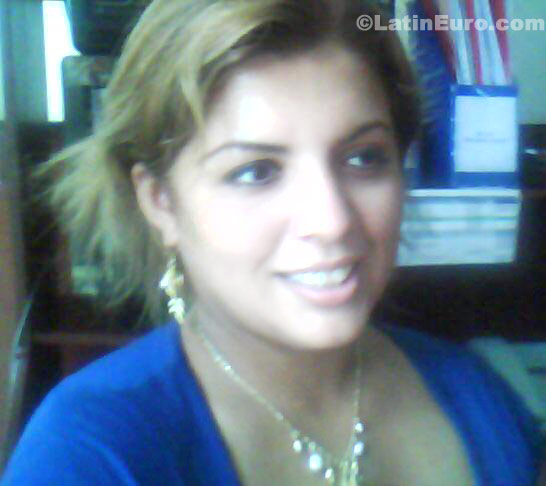 Date this young Peru girl Evelyn from Lima N-1217