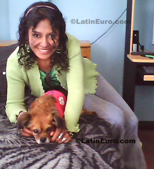 Date this happy Peru girl Karina from Arequipa N-1324