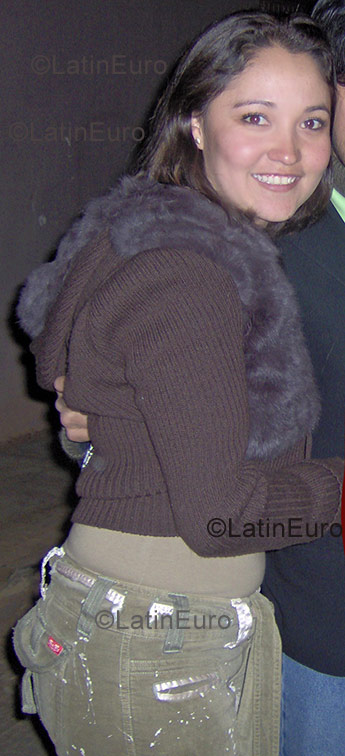 Date this athletic Mexico girl Leticia from  N-268