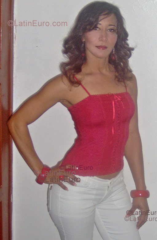 Date this young Peru girl Diomari from  N-312