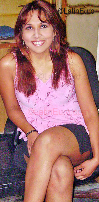 Date this foxy Peru girl Jessica from Ica N-336