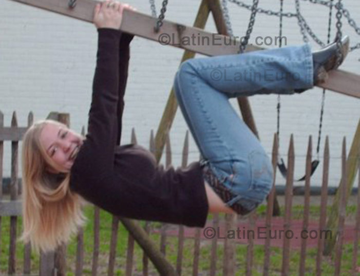 Date this charming Belgium girl Jill from  N-400