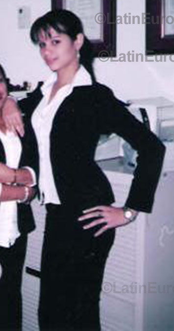 Date this funny Honduras girl Julissa from  N-536