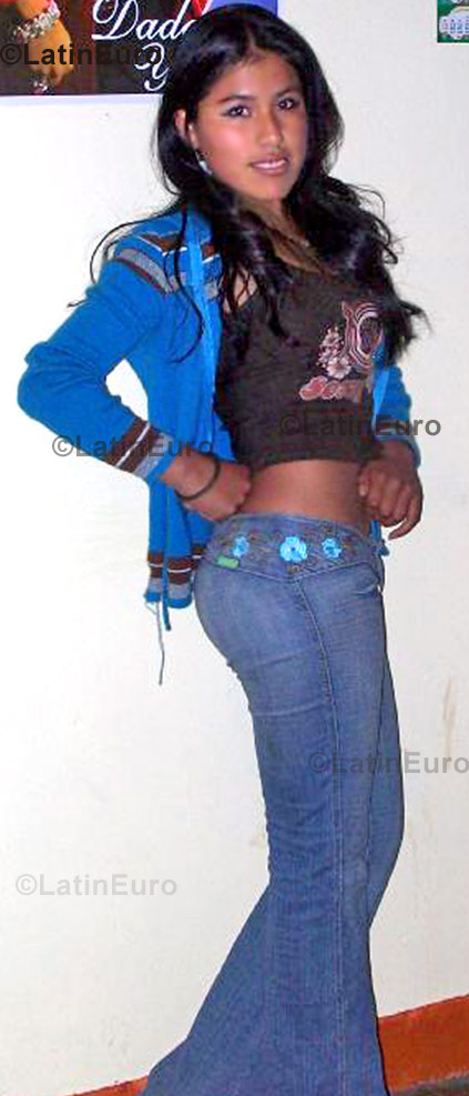 Date this fun Peru girl Judit from Cusco N-703