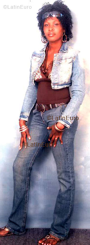Date this delightful Jamaica girl Dealene from  N1019