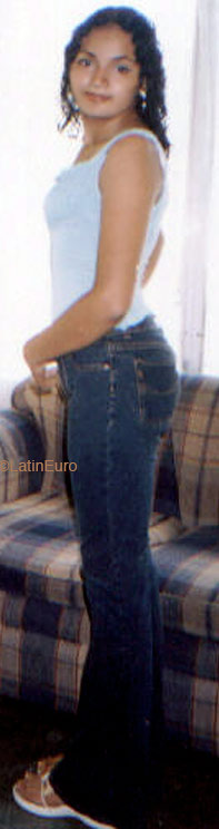Date this exotic Honduras girl Carmen from El Progreso N1603
