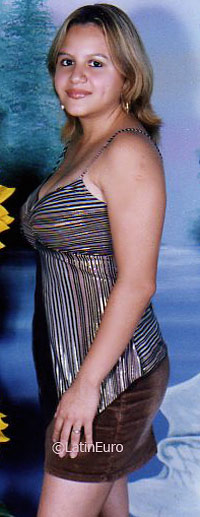 Date this hot Honduras girl Tania from  N1644