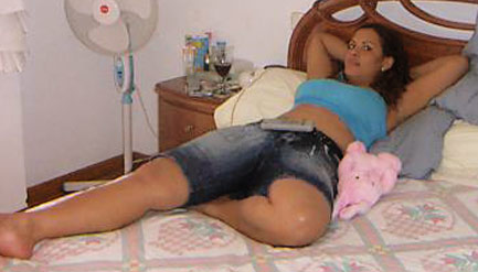 Date this funny Spain girl Annett from  N1652