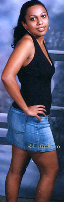 Date this young Honduras girl Irma from Yoro N2203
