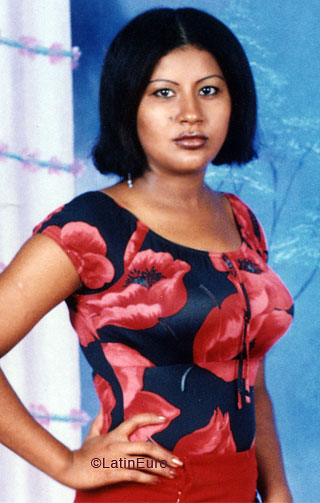 Date this hot Honduras girl Sandra from La Ceiba N2361