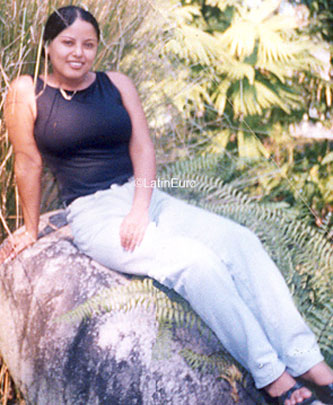 Date this hard body Honduras girl Elsy from La Ceiba N2455