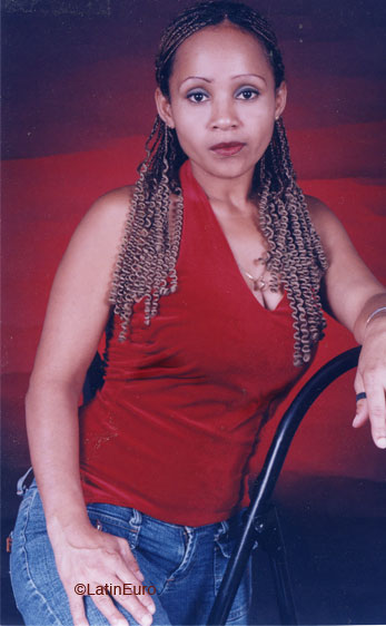 Date this passionate Honduras girl Maria from La Ceiba N2529