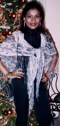 Date this exotic Honduras girl Laura from La Ceiba N2668