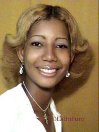 Date this young Panama girl Consuelo from  N3013
