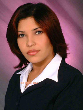 Date this stunning Panama girl Yesenia from  N3076