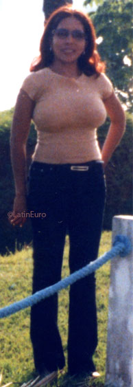 Date this hot Panama girl Melanie from  N330