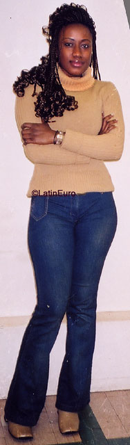 Date this hot France girl Claire from Paris N3477