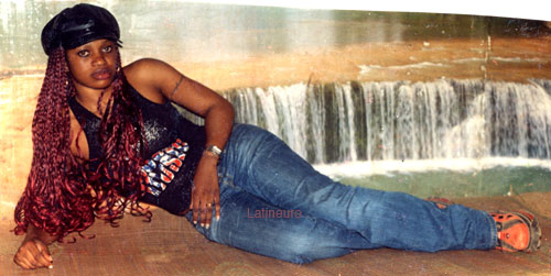 Date this athletic France girl Laurette from  N3484