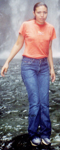 Date this hard body Honduras girl Marisol from  N3502