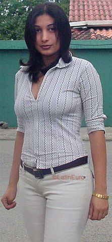 Date this sultry Honduras girl Dania from San Pedro Sula N3565