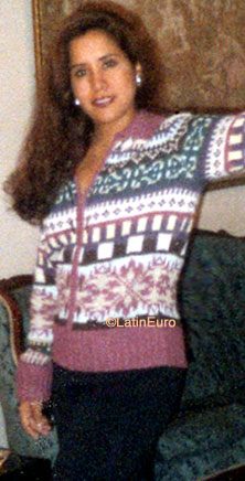 Date this sultry Peru girl Ursula from Lima N3575
