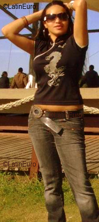 Date this tall Brazil girl Vanessa from SAO PAULO B2831