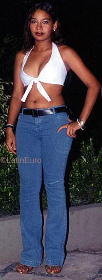 Date this lovely Brazil girl Lidiane from CODO B9636
