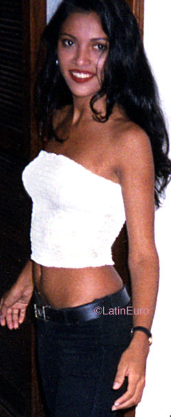 Date this sultry Brazil girl Maria from PARAUAPEBAS B9436