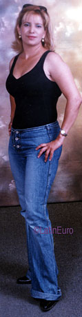 Date this lovely Panama girl Vivina from  N3634