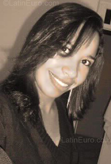 Date this tall Brazil girl Lis from Salvador BR88