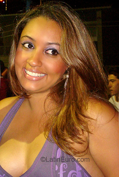 Date this exotic Brazil girl Phryscylah from Ribeirao Preto BR94
