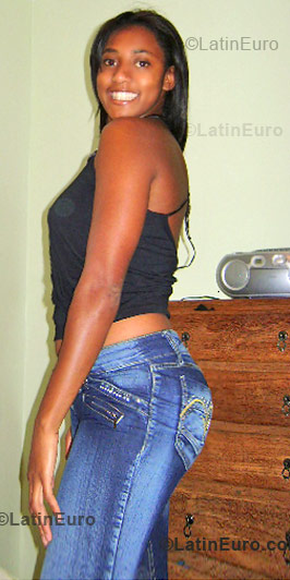 Date this delightful Brazil girl Adriana Aparecida from Itabira BR171