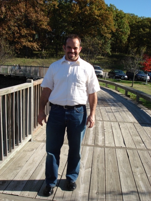 Date this athletic United States man Rick from DES MOINES US239