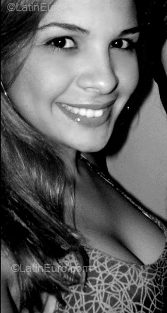 Date this sultry Brazil girl Ana Beatriz from Nazare Da Mata BR330