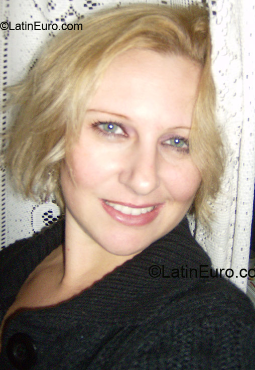 Date this funny Brazil girl Daniela from Novo Hamburgo BR353