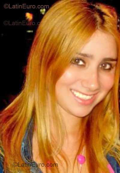 Date this foxy Brazil girl Ingrid from Brasilia BR379